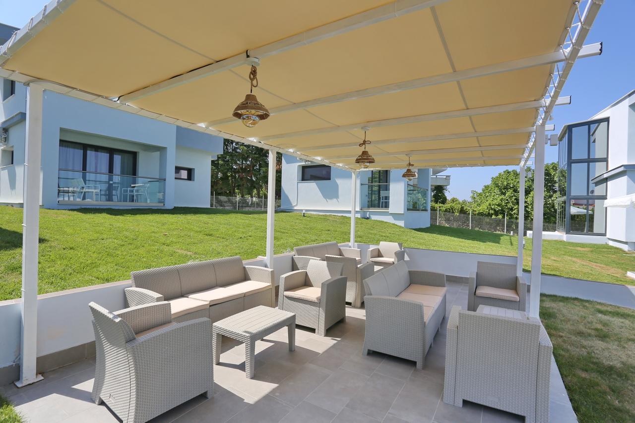 Blue Avenue Lejlighedshotel Paliouri Eksteriør billede