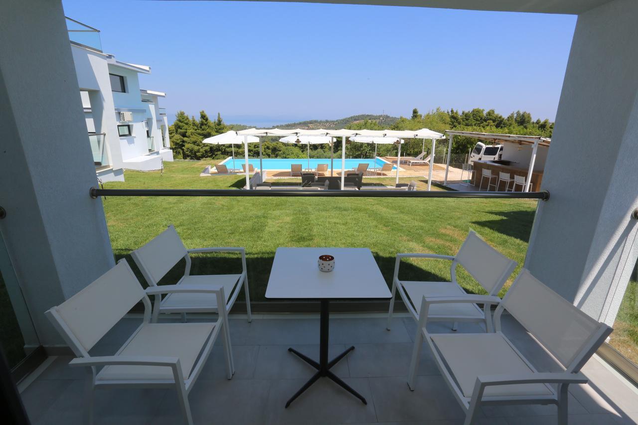 Blue Avenue Lejlighedshotel Paliouri Eksteriør billede